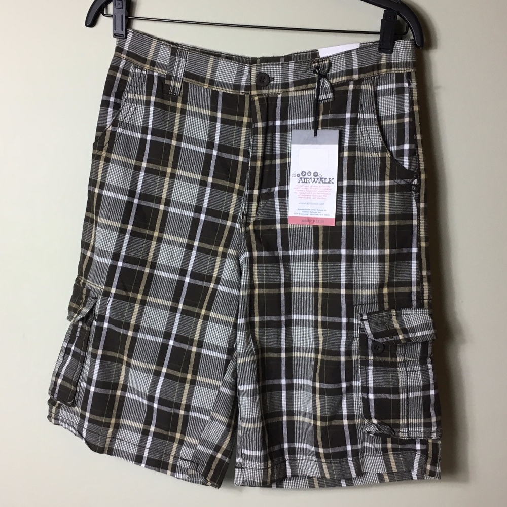 NWT - NEW Airwalk 100% Cotton Boy's Plaid Shorts